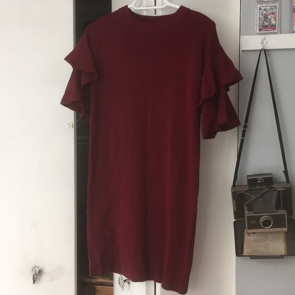 Burgundy fancy long top. Yuni